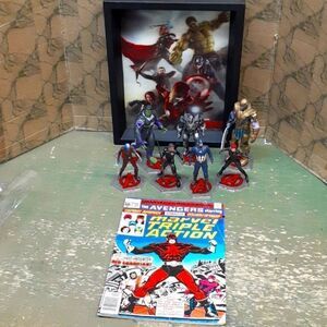 Marvel Avengers Disney Assorted Action Figurines Superheroes pvc, comic